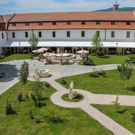 Hotel Medieval Alba Iulia Extérieur photo