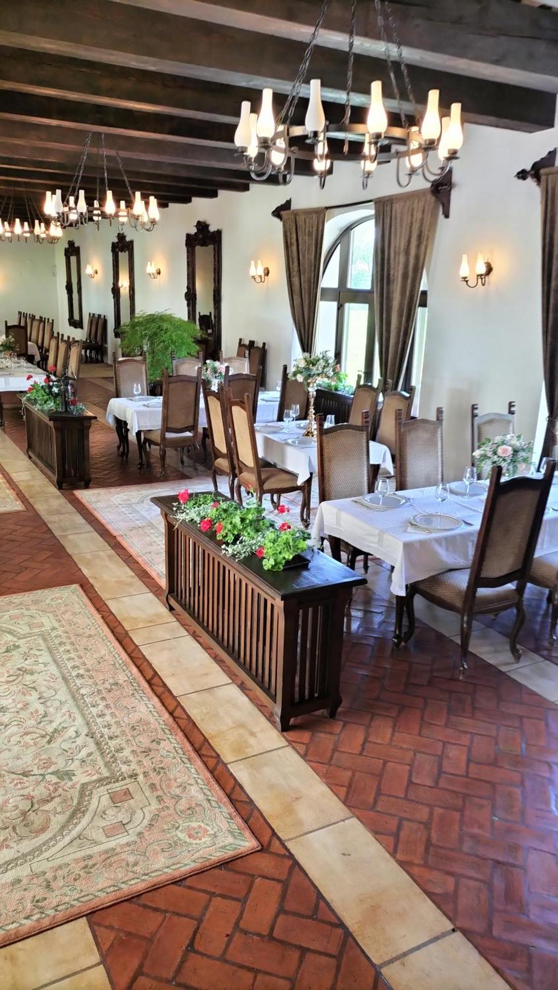Hotel Medieval Alba Iulia Extérieur photo
