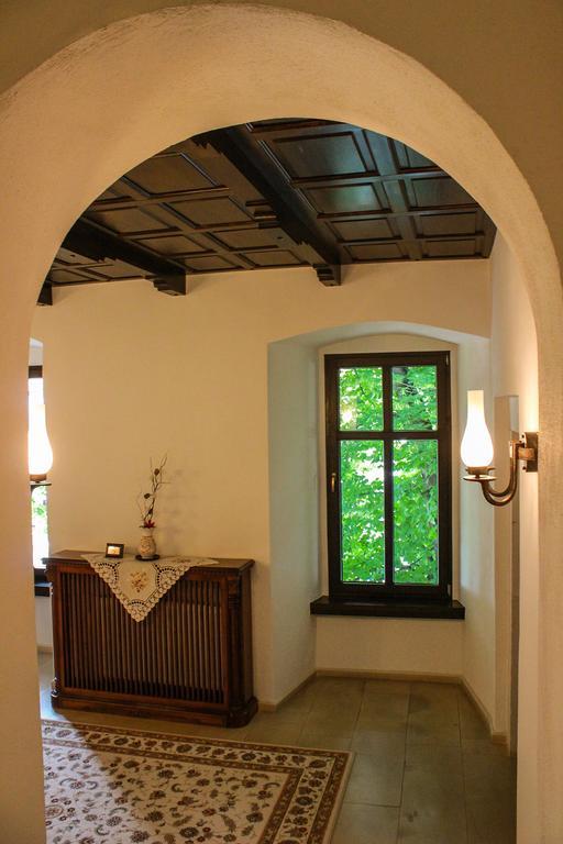 Hotel Medieval Alba Iulia Extérieur photo